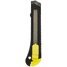 Нож канцелярский GoodMark, 18 мм, пластиковый корпус