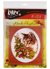 Набор для вышивания Klart Кошка в клубнике 8-174