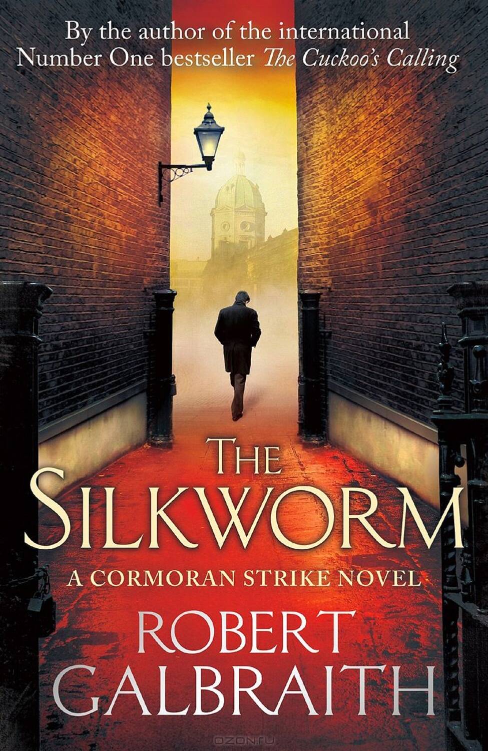 Обложка книги «The Silkworm (Robert Galbraith) Шелкопряд (Роберт Гэлбрейт) /Книги на английском языке»