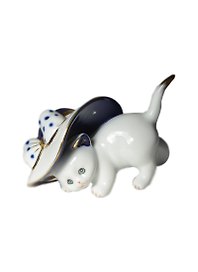 Фигурка Кошечка фарфор в подарочной упаковке (11,7х6,7х7,3) (53007)