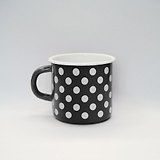 Сувенир,  Ярко Ярко, Кружка Горох (Черная) 8*8*8см, эмалированная сталь, объем 0,4л