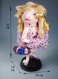 Фигурка Свинка-модница (10х10х22) (57012)