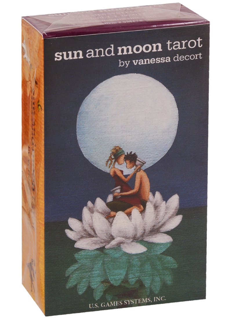 

Sun and Moon Tarot (78 карт + инструкция)