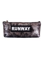 Пенал на молнии "Runway Change Action"