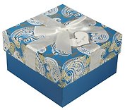 Коробка подарочная "Белые огурцы" 9*9*5.5см