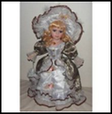 Декоративная кукла на подставке (22000) (41см) (коробка)