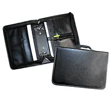 Папка деловая 270*370 кожзам, черная люкс, 1 карман, карман на молнии, откидн.клапан, кармашки под ручки и визитки, прижим, ручка-трансформер, Канцбург