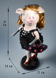 Фигурка Свинка-модница (14х11х27) (57014)