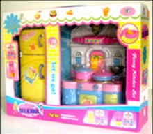 Игровой набор Кухня с холодильником (3273A) (3+) (чемодан)