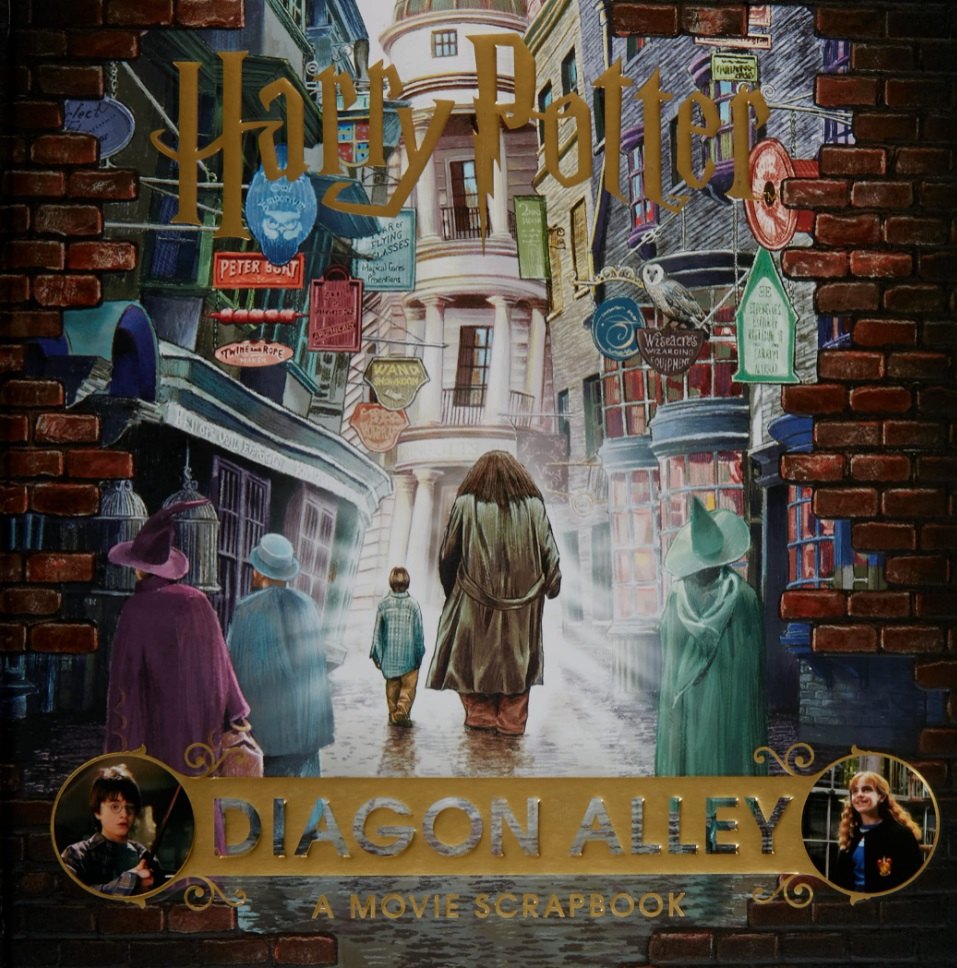 

Harry Potter - Diagon Alley: A Movie Scrapbook