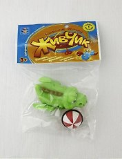 Игрушка заводная Живчик Крокодил с мячом (Т54616) (3+) (8,4х4,1) (упаковка)