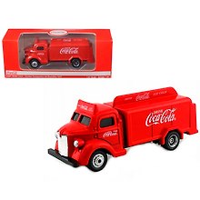 440537 Машинка литая коллекционная Motor City Classics - Die-сast модель по лицензии Coca-Cola 1947 Bottle Truck, масштаб 1:87