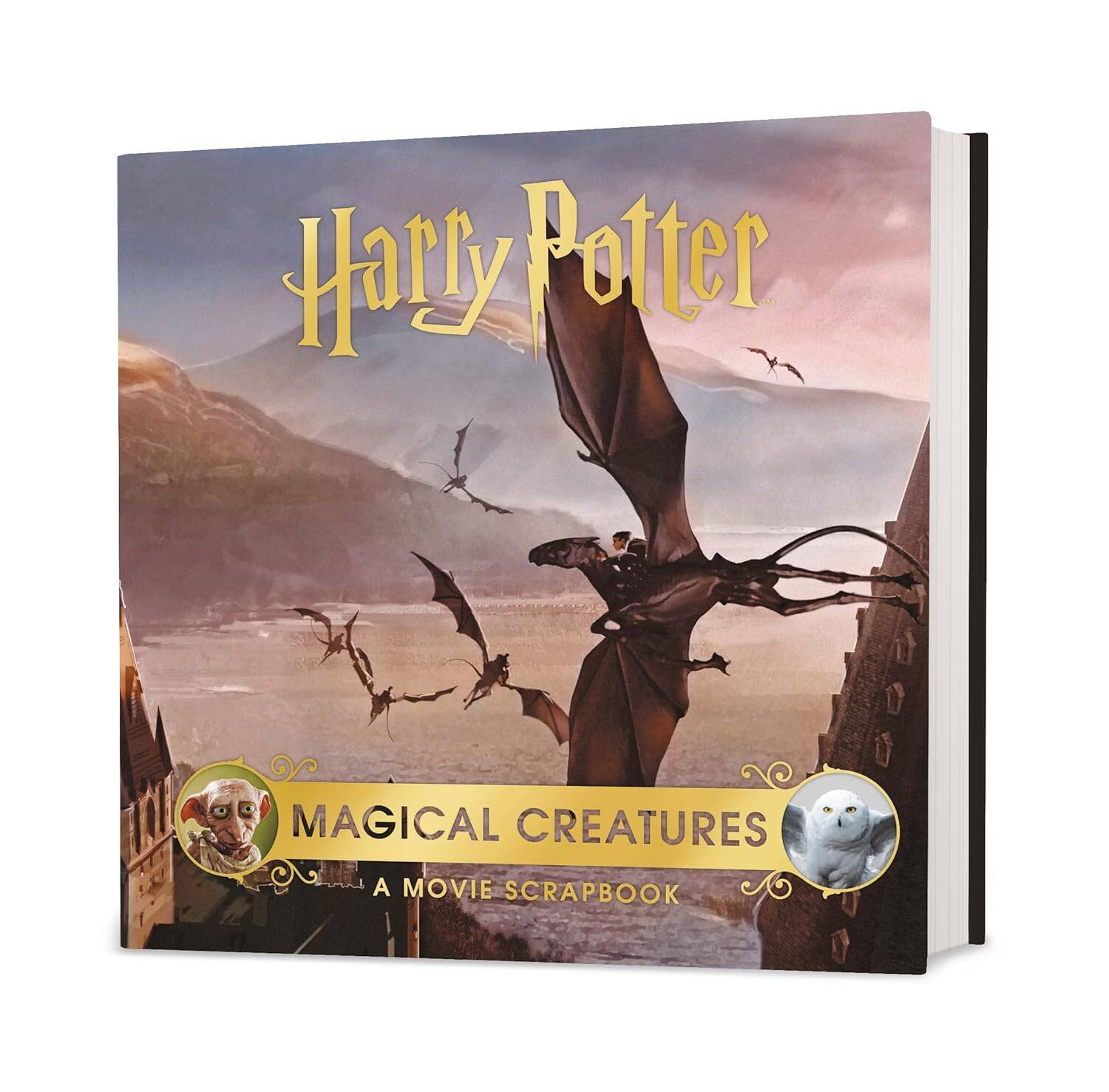 Обложка книги «Harry Potter – Magical Creatures: A Movie Scrapbook»