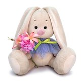 Мягкая игрушка Зайка Ми с весенним букетом (15 см)