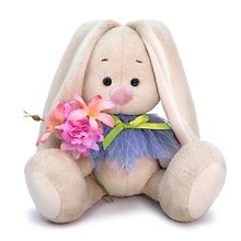 Мягкая игрушка Зайка Ми с весенним букетом (15 см)