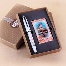 Подарочный набор (28465) (17х10х1,7) (ручка, визитница)