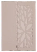 Ежедневник недат. А5 160л лин. "Наппа" бежевый, мягк.переплёт, иск.кожа, аппликация из иск.кожи, ляссе, подар.карт.коробка с ПВХ-крышкой