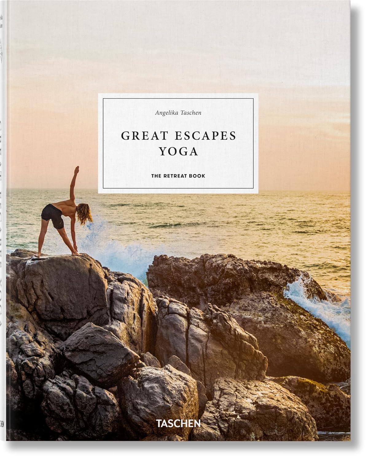 Обложка книги «Great Escapes Yoga. The Retreat Book. 2020 Edition»