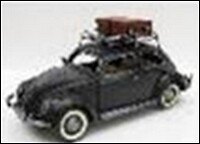 Декоративная модель автомобиля из металла (24030) (23х9х10)