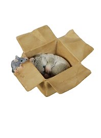 Фигурка Кошка с мышкой в коробке (4см) (450-531)