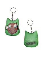 Брелок-антистресс Совунья на зеленом фоне (8 см)