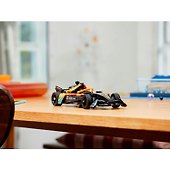 LEGO Technic: Гоночный автомобиль NEOM McLaren Formula E, 452 детали (42169) - 2