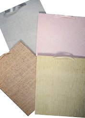 Пакет подарочный бумажный А4 26*32*12.5 "Текстура", нейтр., мат. ламинат, Kairui