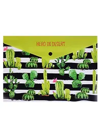 Папка -конверт «Hero in desert» А4 на кнопке