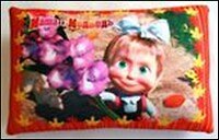 Подушка декоративная антистресс Маша и Медведь (2589/КР-9) (40 см)