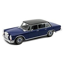 Детская металлическая машинка 1:24 серия "Мув" (1963 Мерседес-Бенц 600)