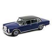 Детская металлическая машинка 1:24 серия "Мув" (1963 Мерседес-Бенц 600)