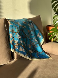 Платок Ван Гог Цветущий Миндаль  60х60