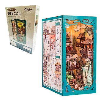 EK01 Конструктор интерьерный – сборный домик CuteBee - Жизнь Су Дунпо, 280 деталей (материалы: дерево, картон, пластик, металл), со световыми эффектами (подсветка интерьера), с питанием от 2хААА батареек (не включены), серия DIY, возраст 14+